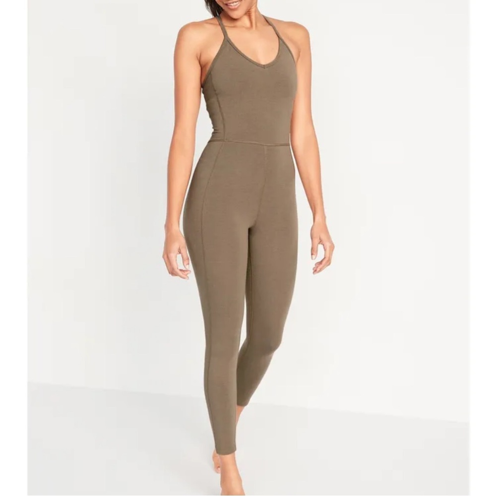 Old Navy Powerchill 7/8 Cami Bodysuit